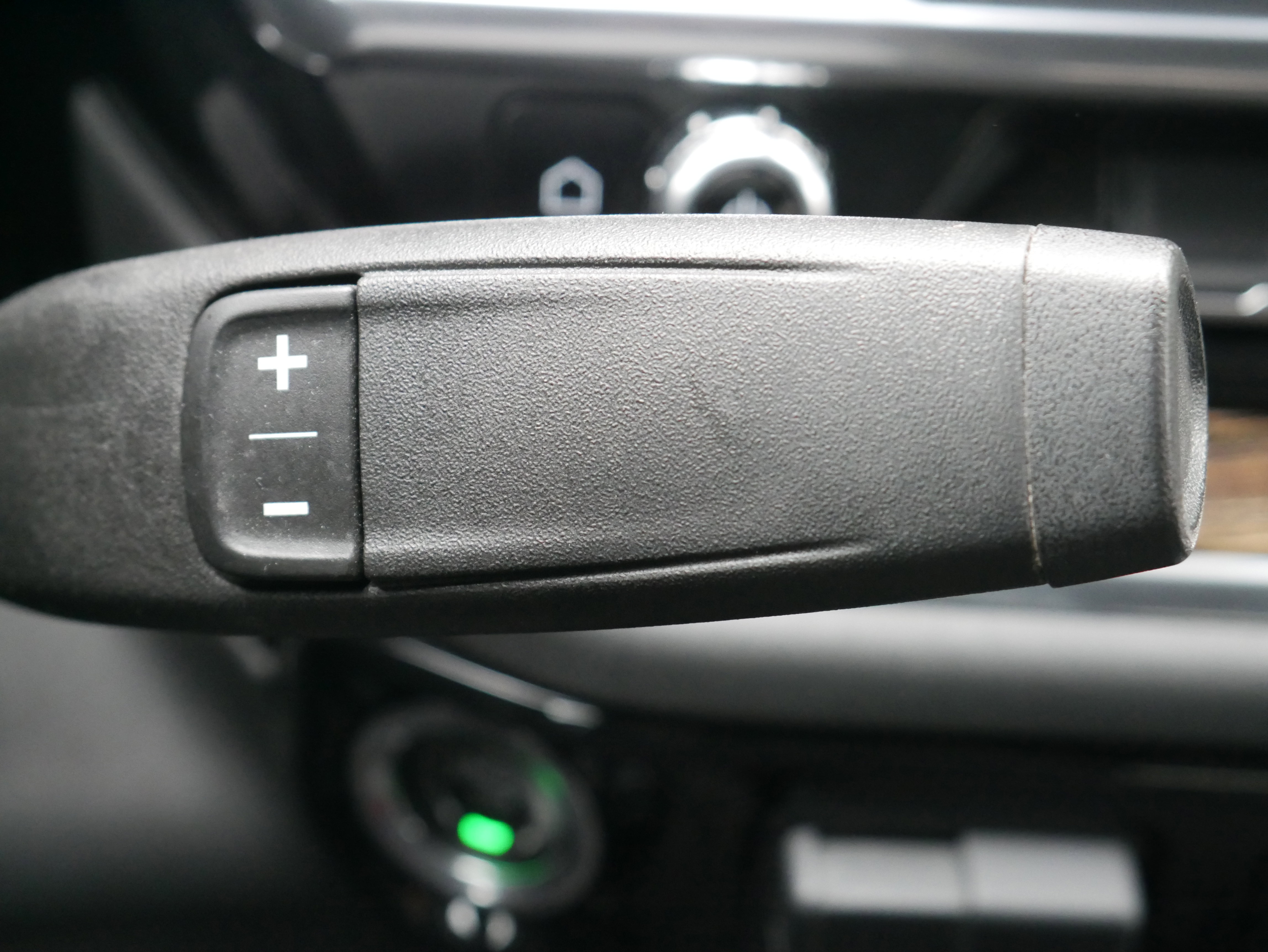 Certified 2022 GMC Sierra 1500 Elevation image 25