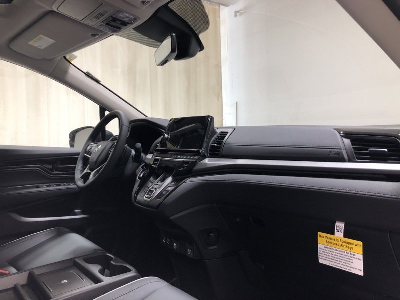 New 2026 Honda Odyssey Touring image 15