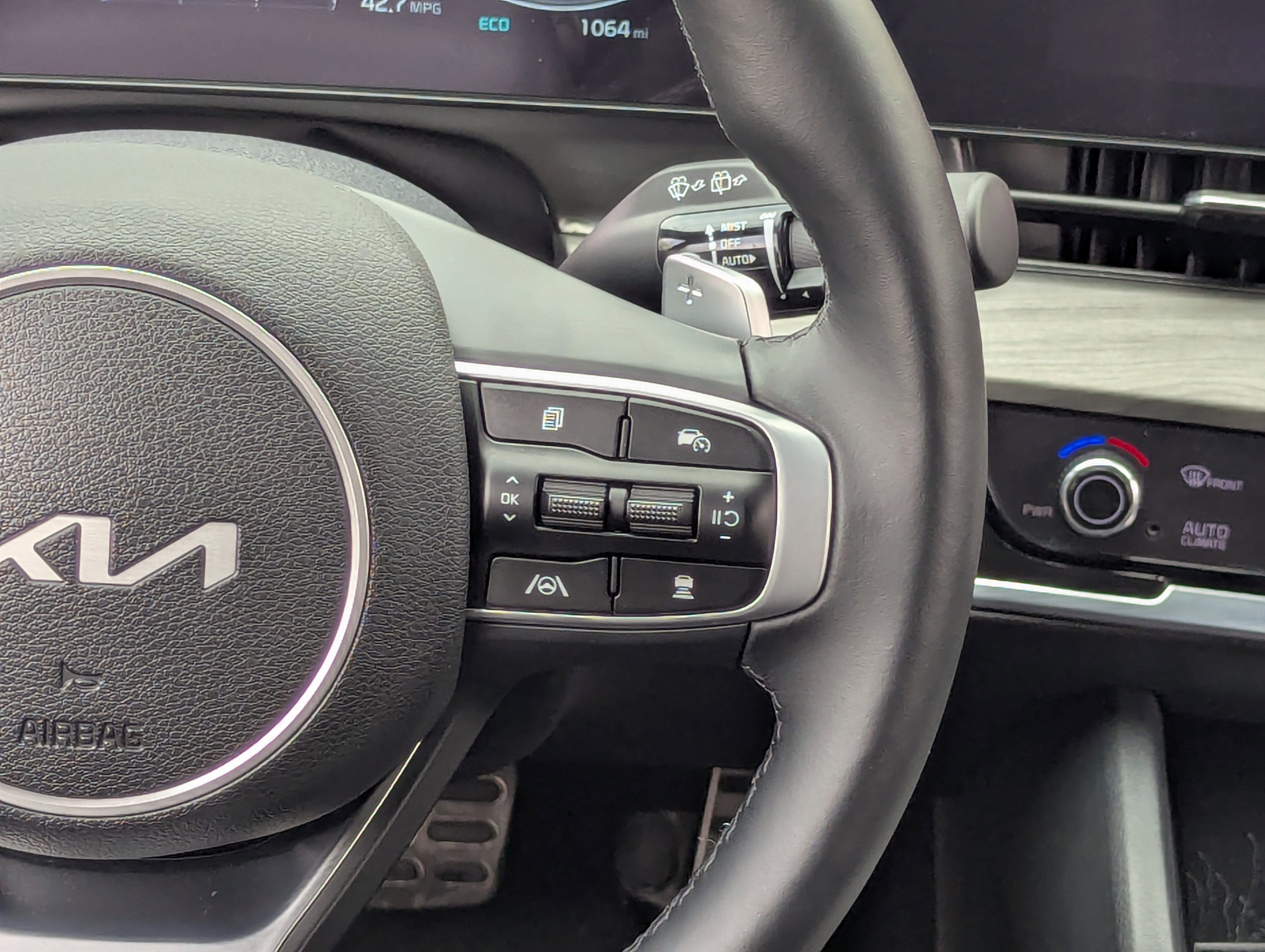 Certified 2025 Kia Sportage X-Line Prestige image 18