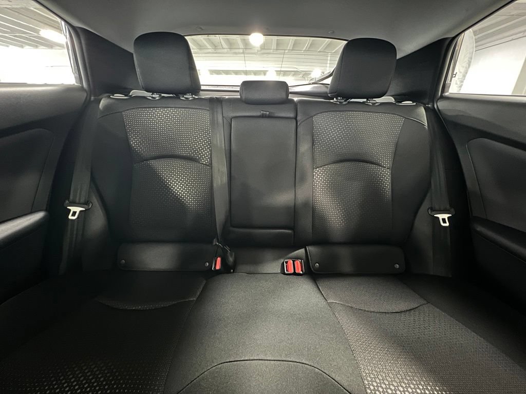 Certified 2022 Toyota Prius LE FWD image 13