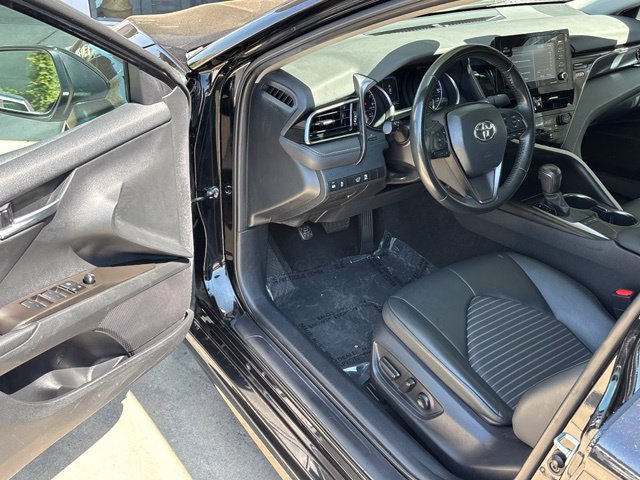 Used 2024 Toyota Camry SE FWD image 10