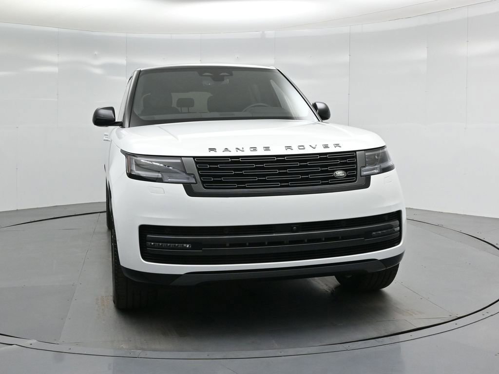 Used 2025 Land Rover Range Rover SE image 51