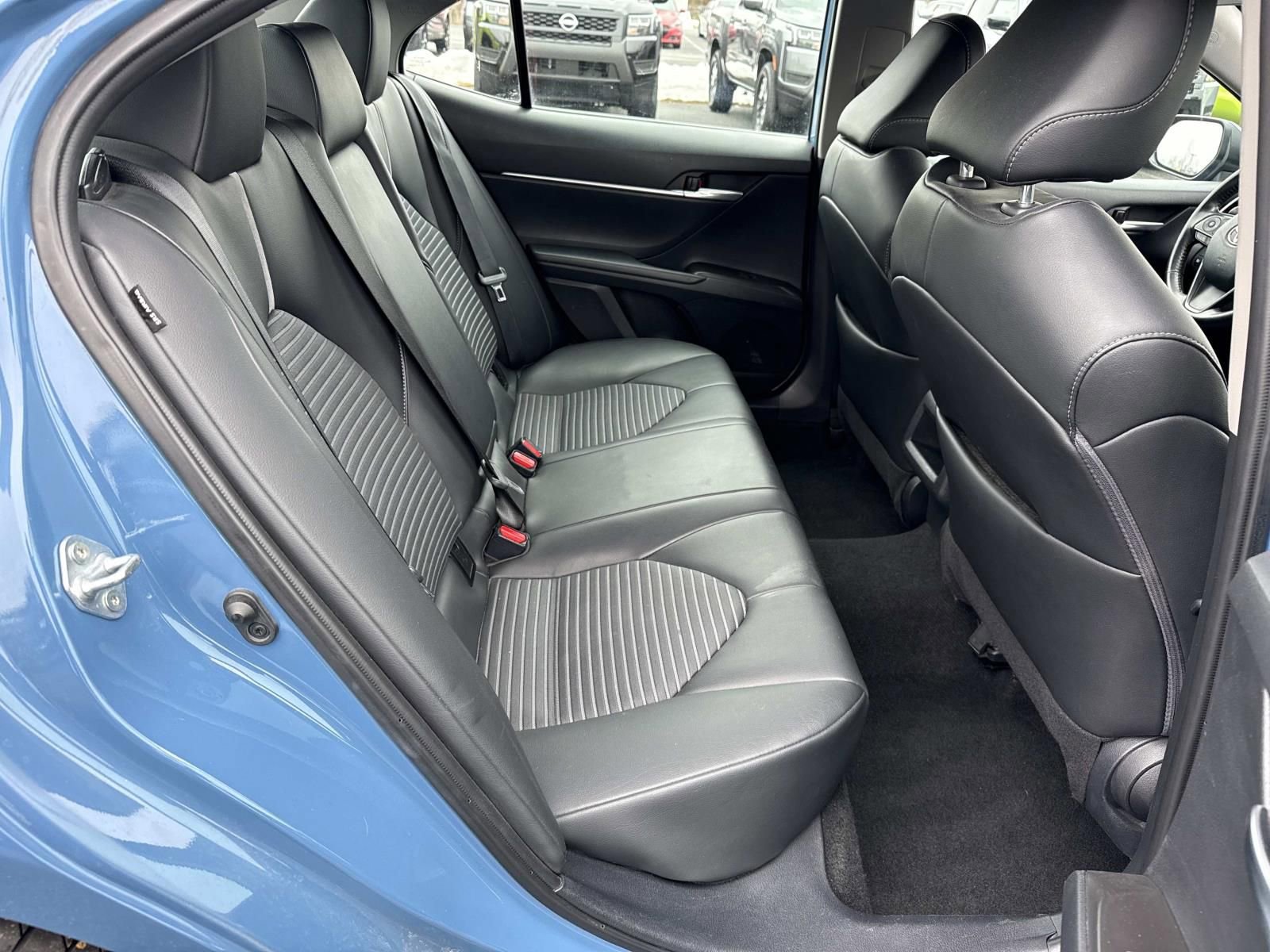 Used 2023 Toyota Camry SE image 26