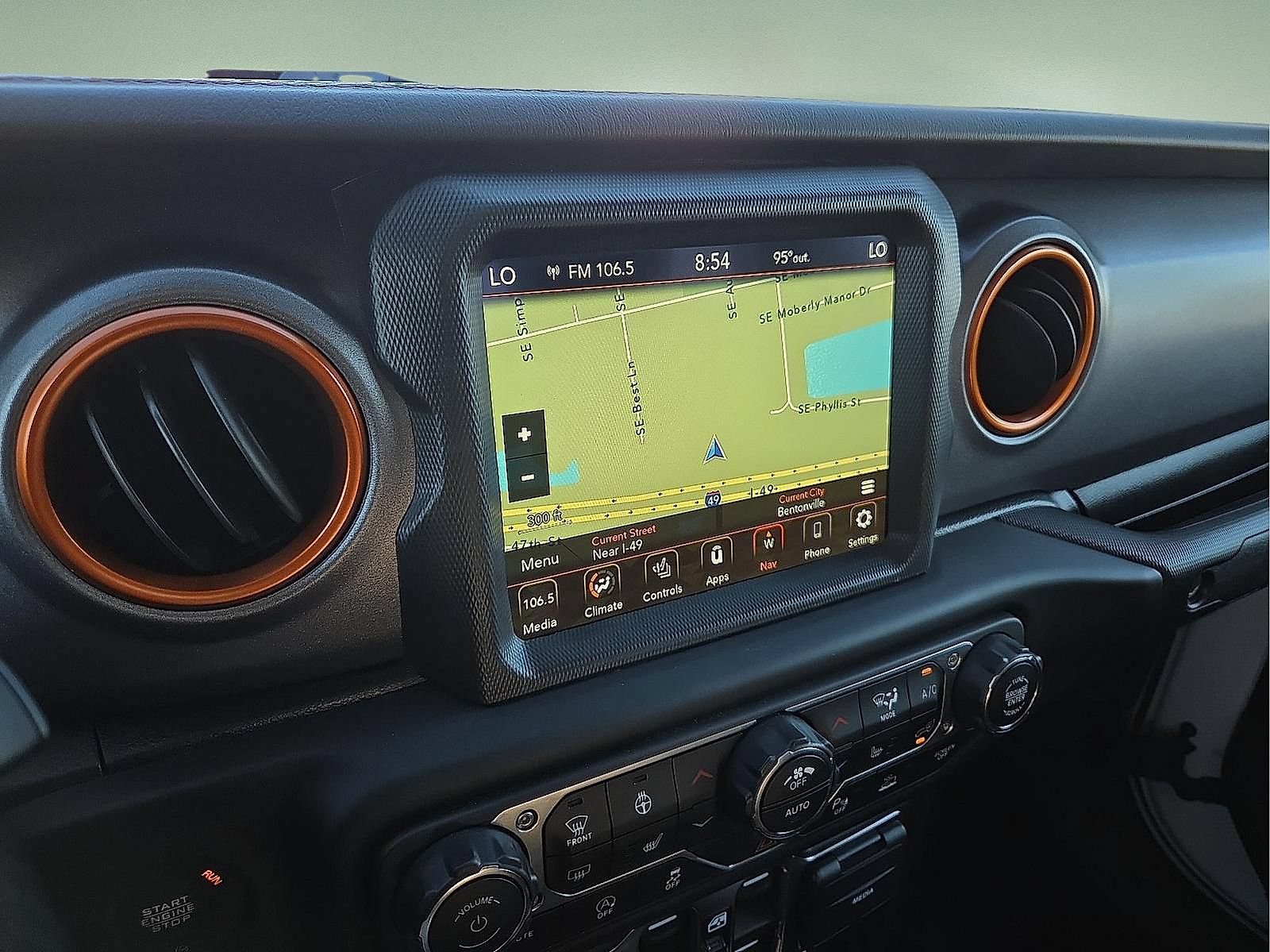 Used 2021 Jeep Gladiator Mojave w/ Uconnect 4C Nav & Sound Group AWD/4WD image 16