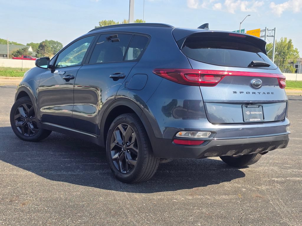 Used 2022 Kia Sportage Nightfall Edition FWD image 13