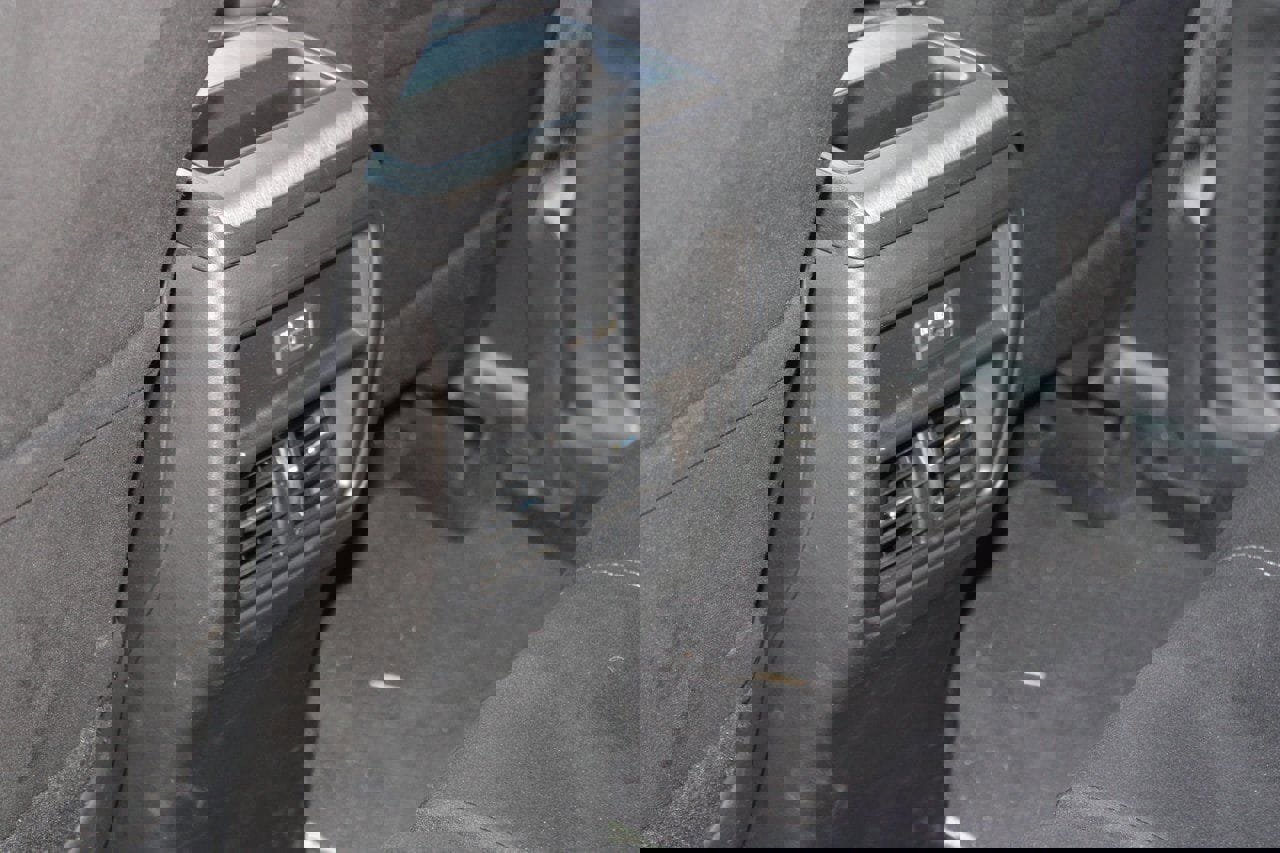 Used 2019 Nissan Murano SV w/ Premium Package image 19