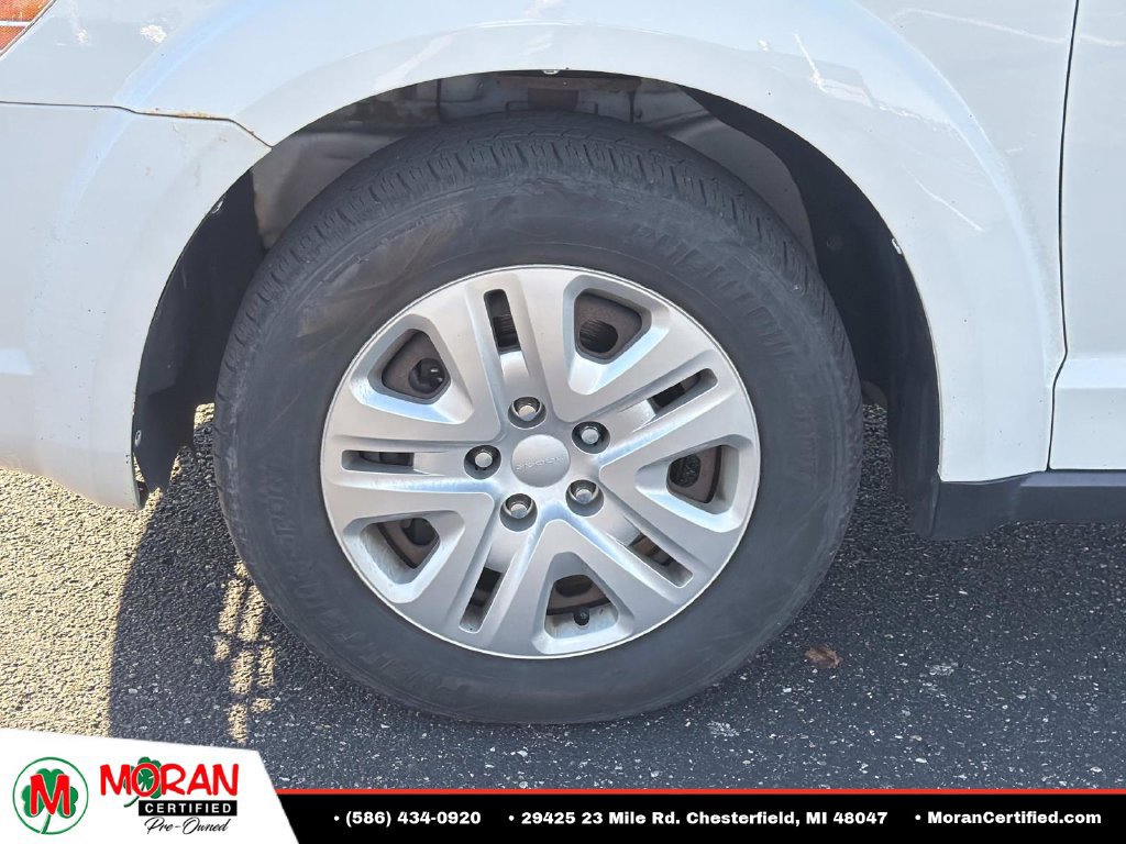 Used 2017 Dodge Journey SE FWD image 9