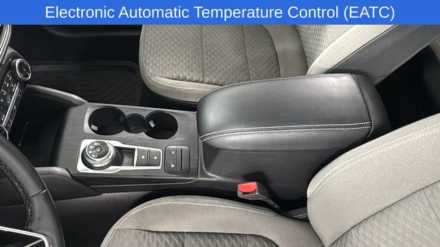 Used 2022 Ford Escape SE w/ Cold Weather Package image 33