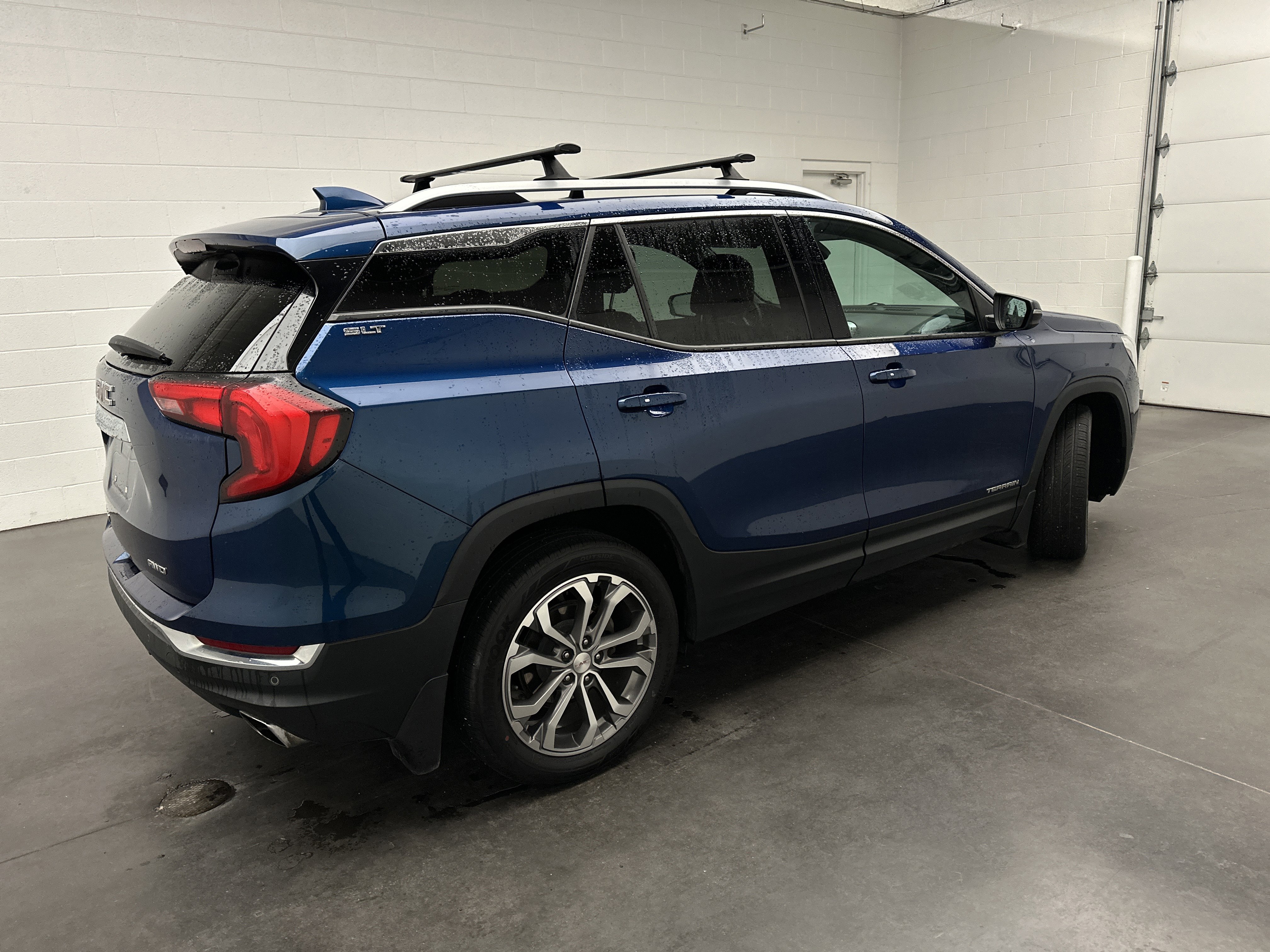 Used 2019 GMC Terrain SLT w/ Preferred Package image 9