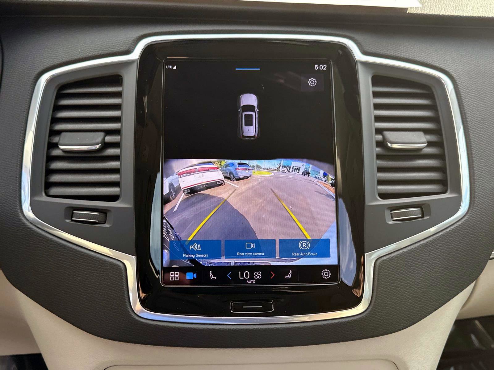 Certified 2024 Volvo XC90 B5 Core image 22