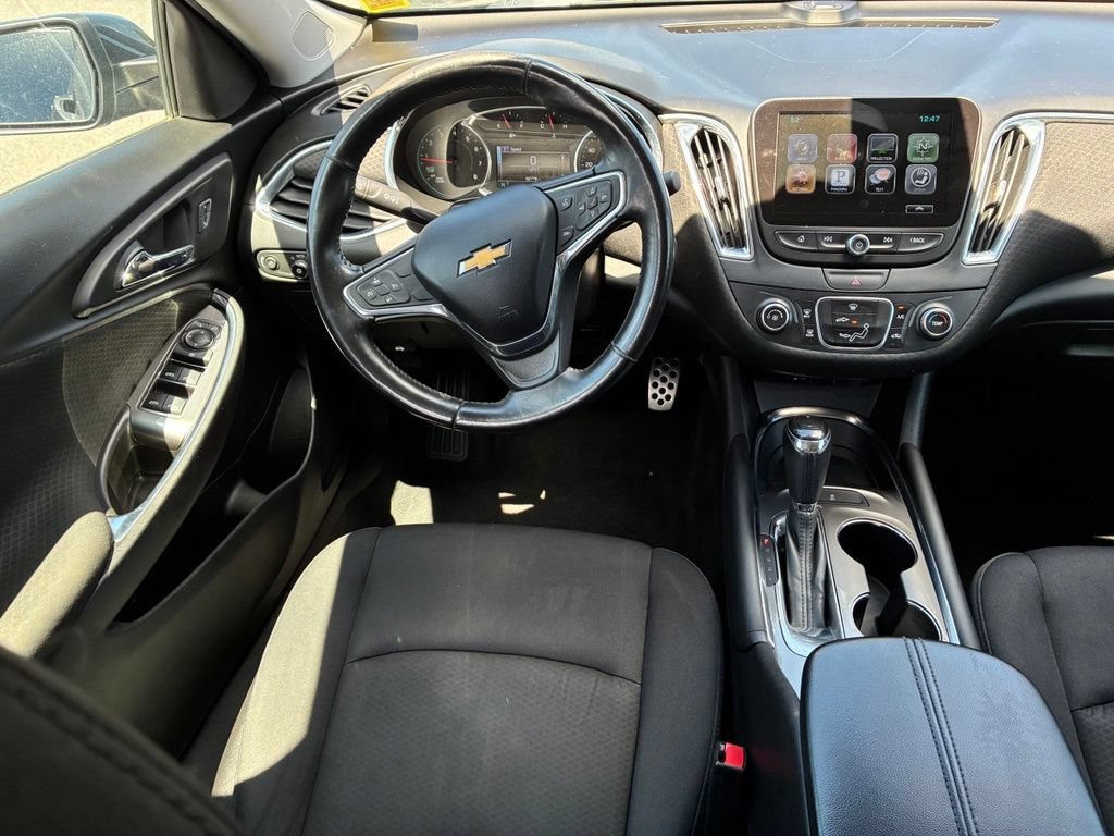 Used 2016 Chevrolet Malibu LT FWD image 10