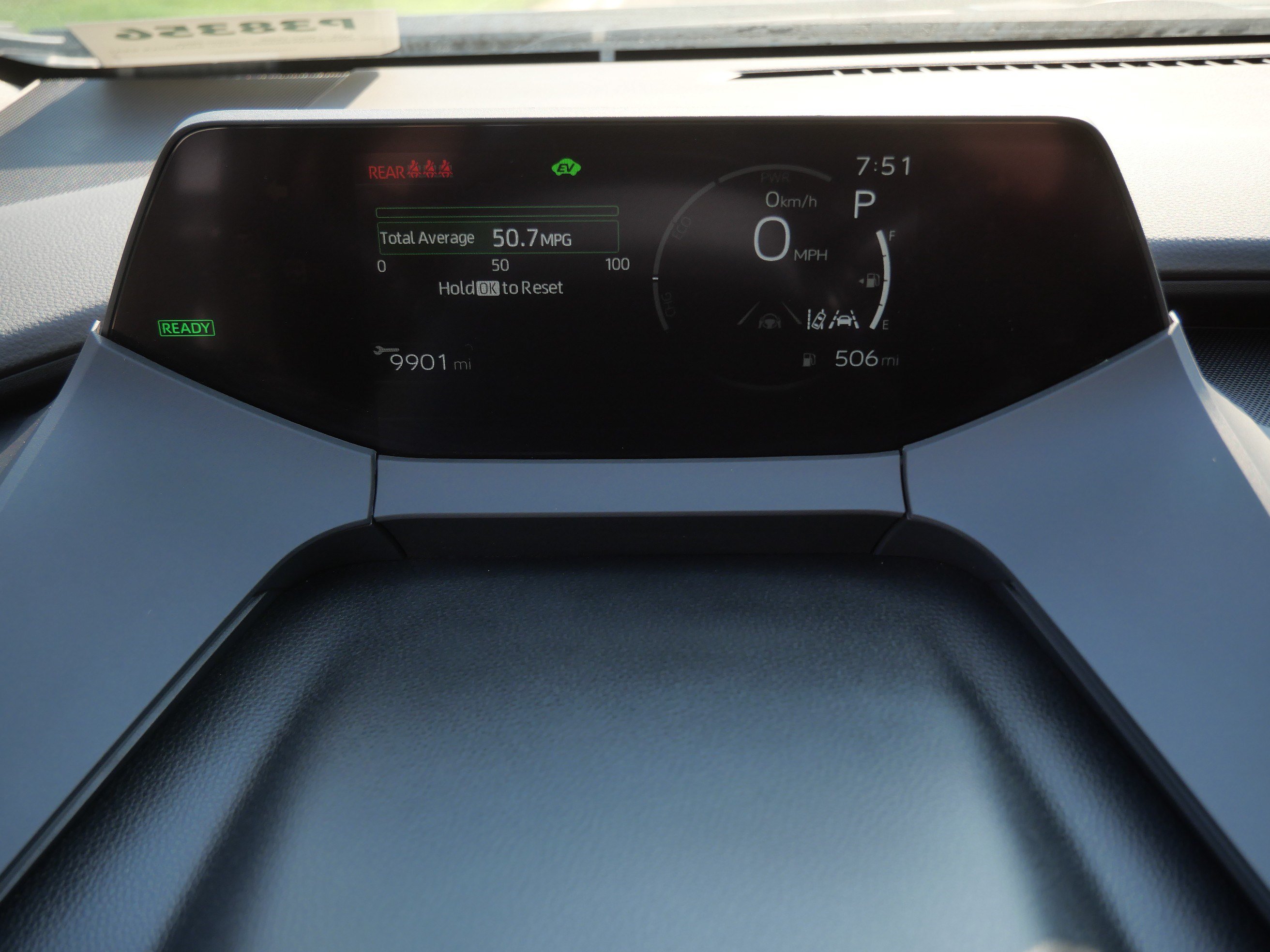 Certified 2025 Toyota Prius LE FWD image 22