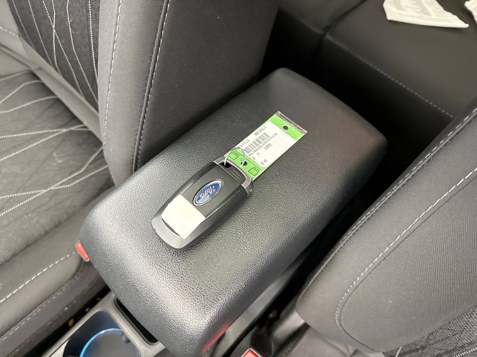 Used 2022 Ford EcoSport SE w/ SE Convenience Package image 12