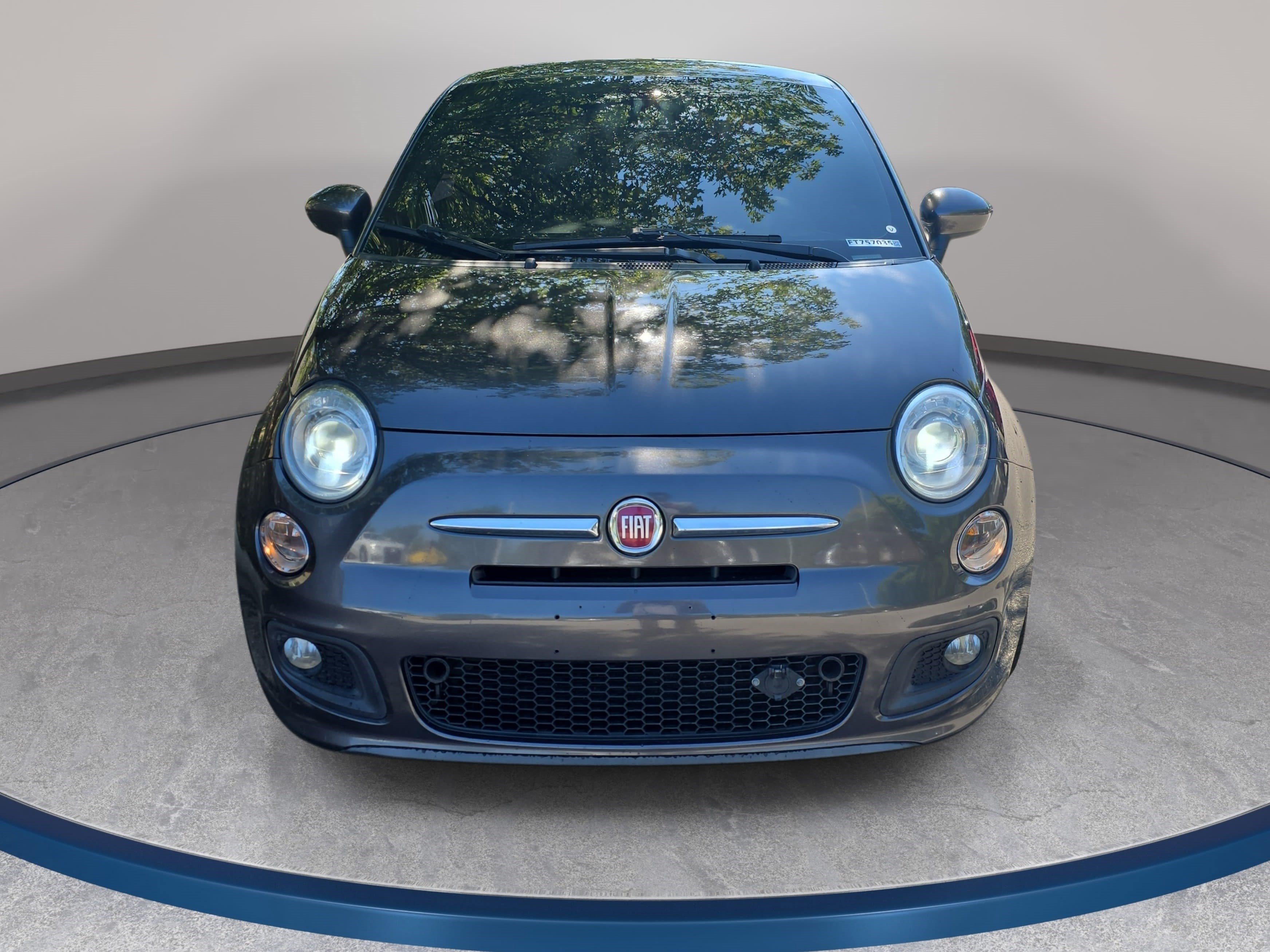 Used 2015 FIAT 500 Sport FWD image 2