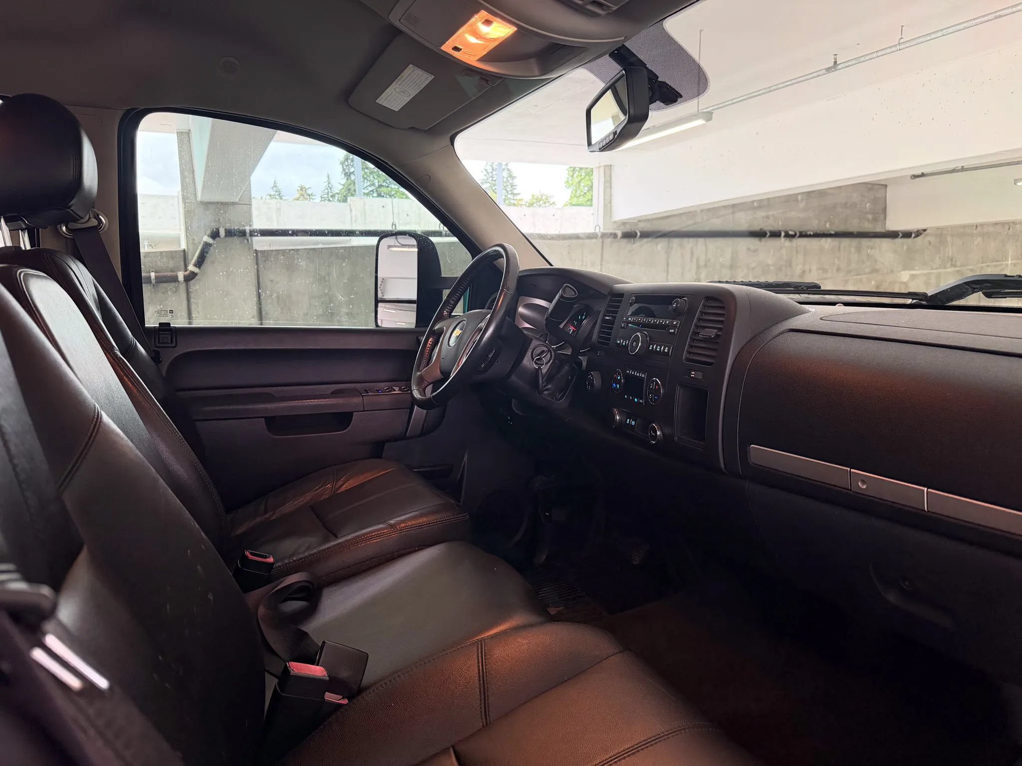 Used 2011 Chevrolet Silverado 2500 LT w/ Interior Plus Package AWD/4WD image 23