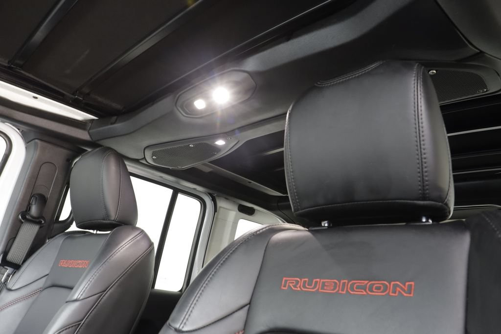 Used 2024 Jeep Wrangler Unlimited Rubicon AWD/4WD image 16