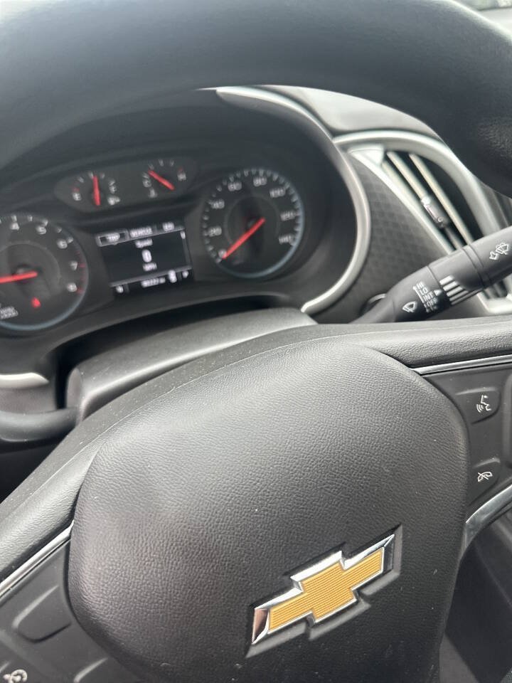 Used 2017 Chevrolet Malibu LS FWD image 8