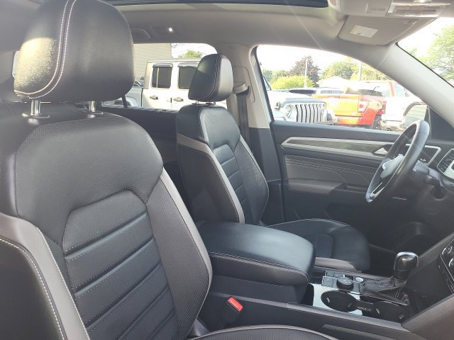 Used 2022 Volkswagen Atlas SEL AWD/4WD image 7