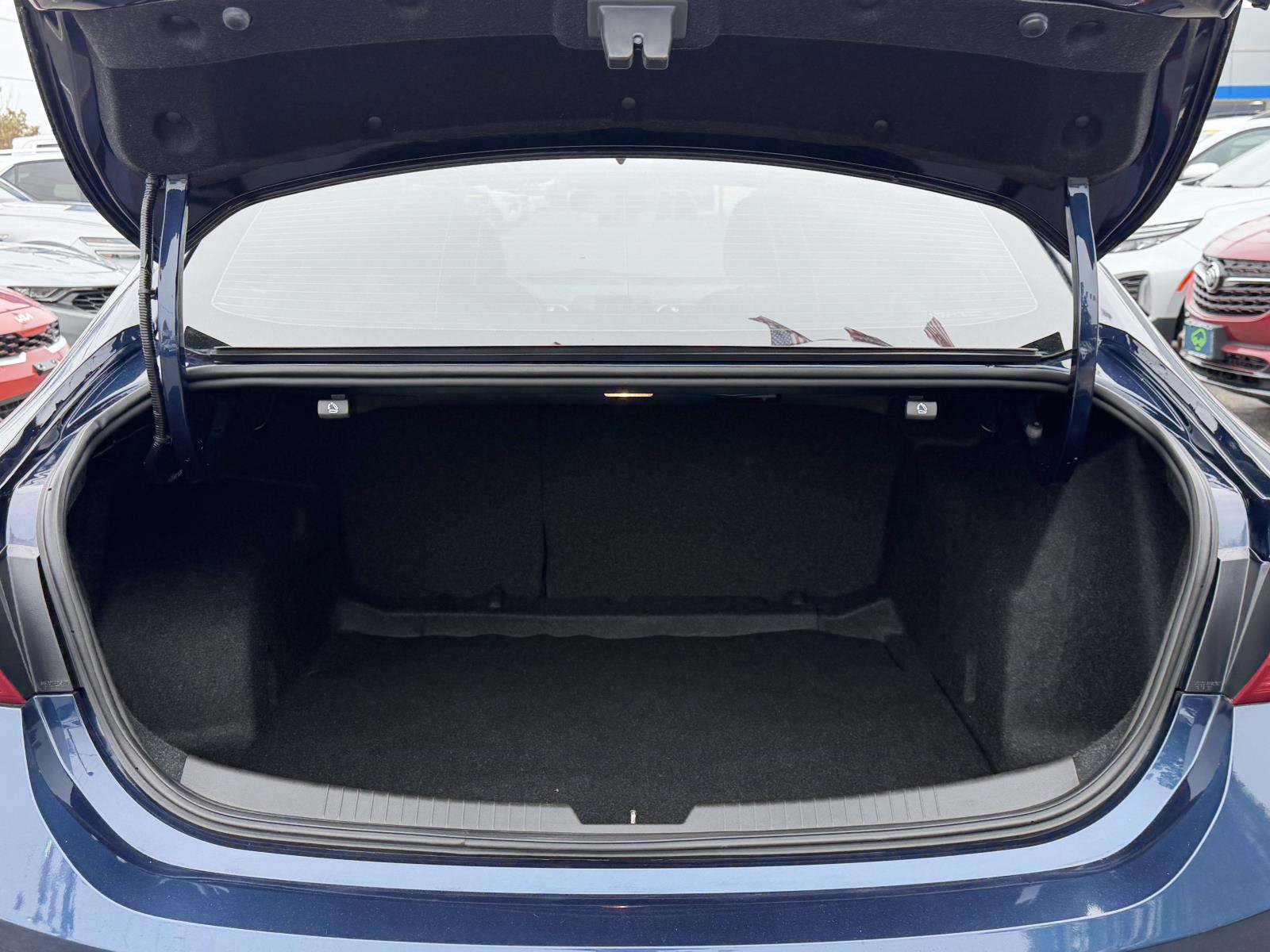 Certified 2021 Chevrolet Malibu LT FWD image 8