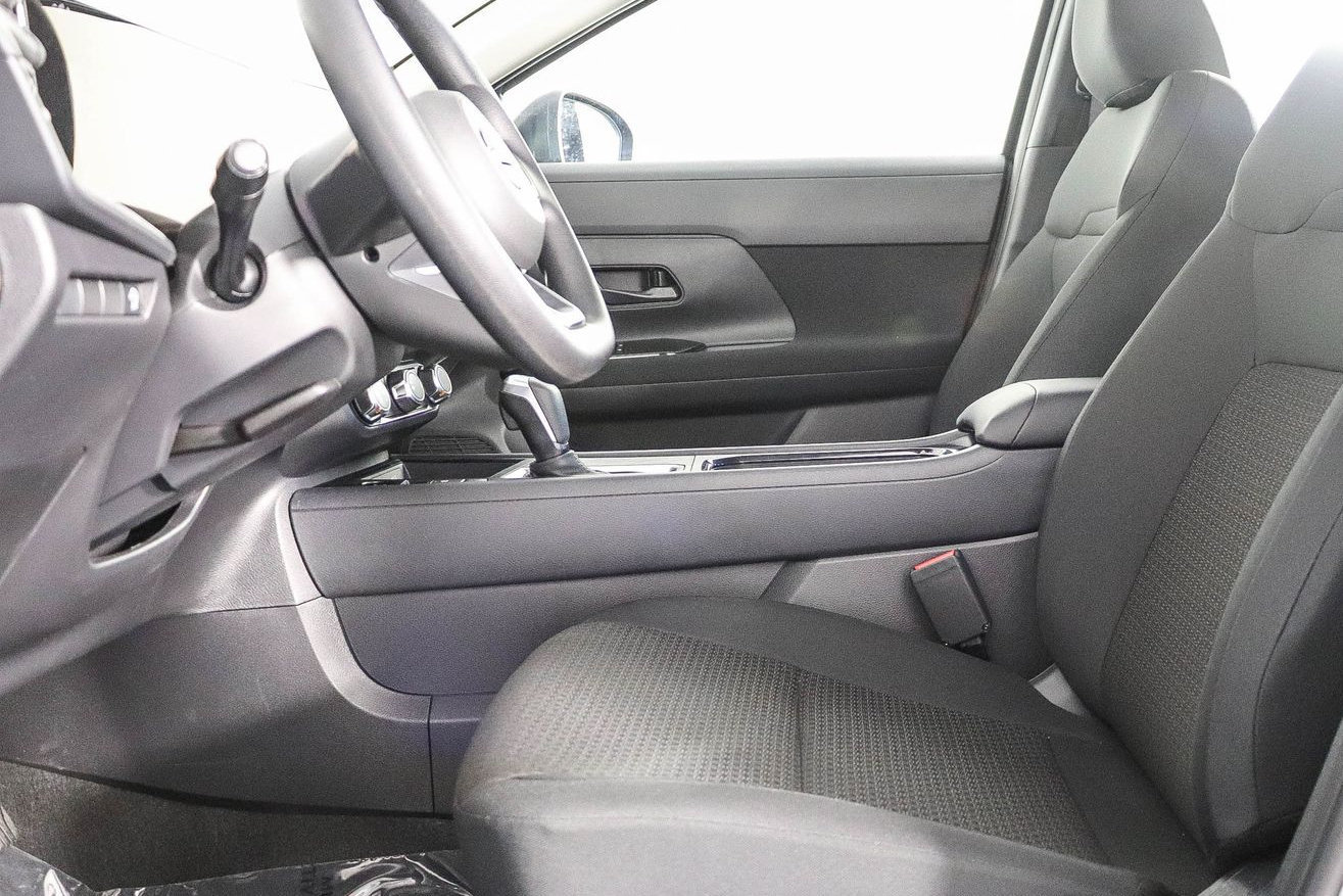 New 2027 Nissan Kicks S FWD image 19