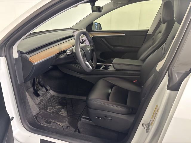 Used 2023 Tesla Model Y Long Range image 15