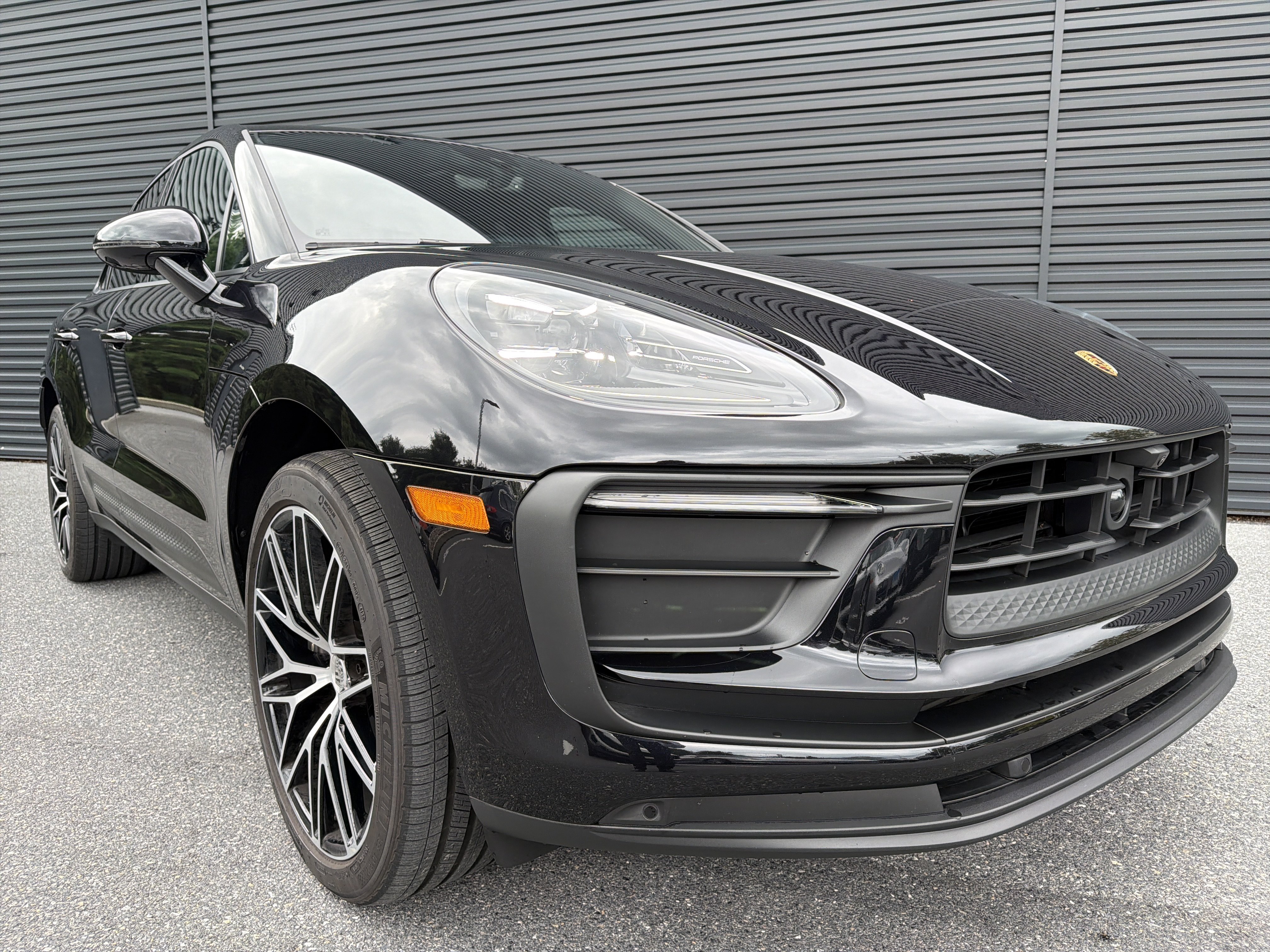 New 2026 Porsche Macan AWD/4WD image 7