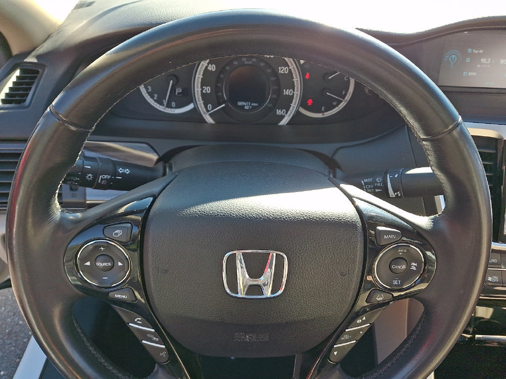 Used 2016 Honda Accord EX-L image 21