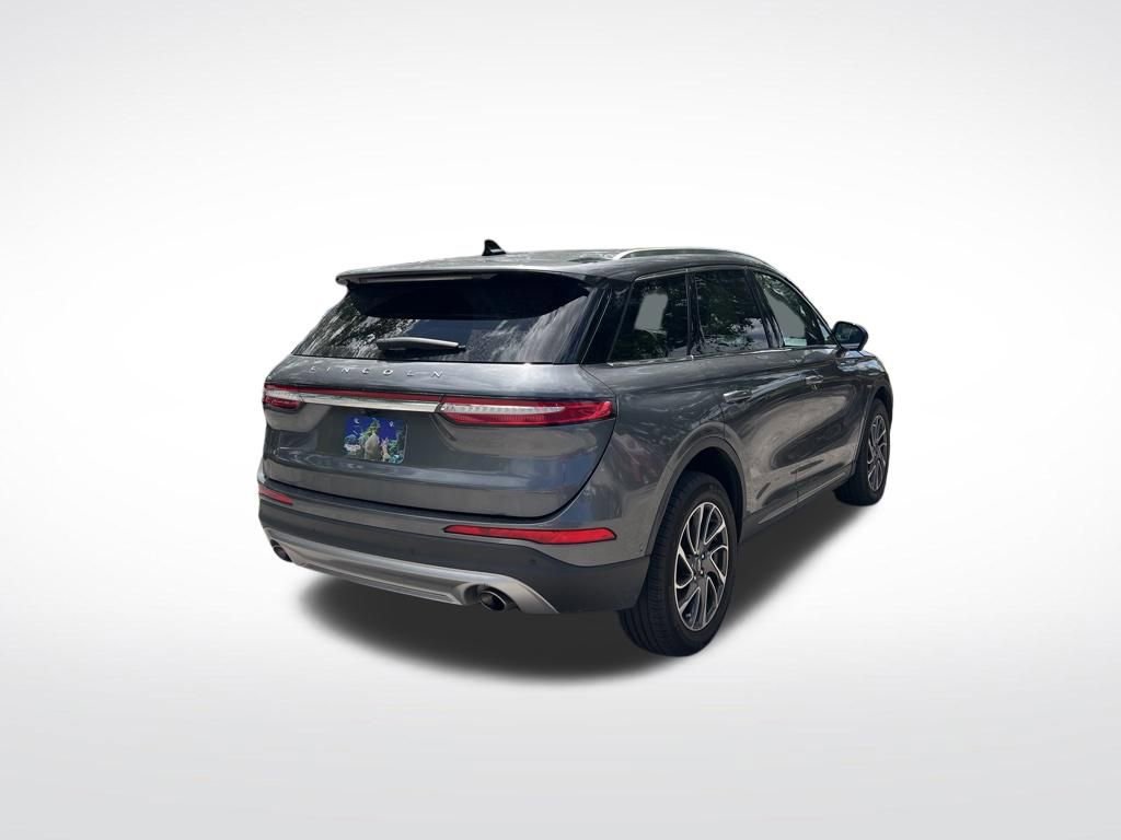 Used 2022 Lincoln Corsair FWD w/ Equipment Group 101A image 5