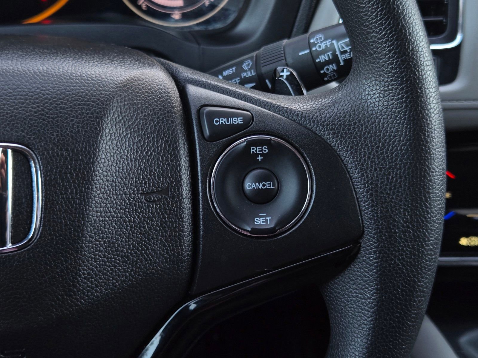 Used 2017 Honda HR-V EX image 21