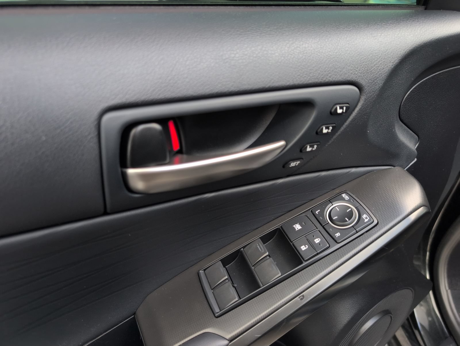 Certified 2025 Lexus IS 350 F Sport AWD/4WD image 8