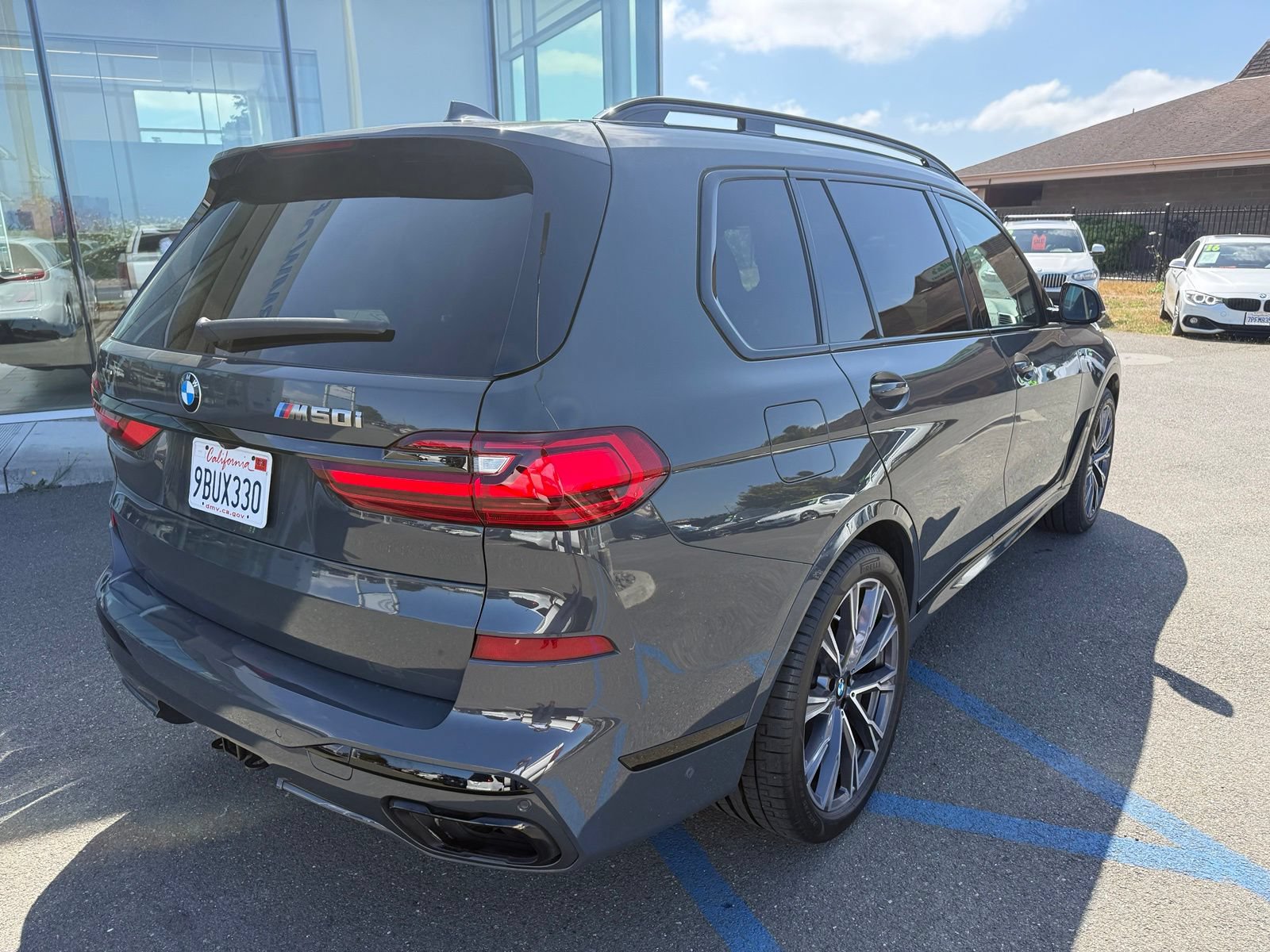 Used 2022 BMW X7 M50i AWD/4WD image 8