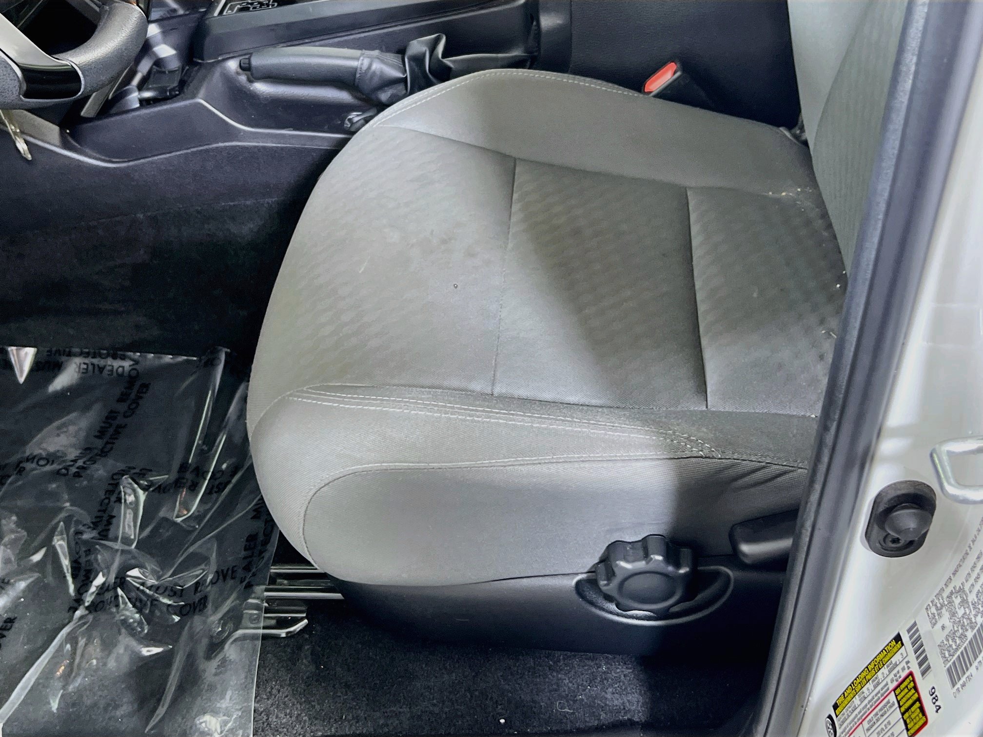 Used 2022 Toyota Tacoma SR AWD/4WD image 18