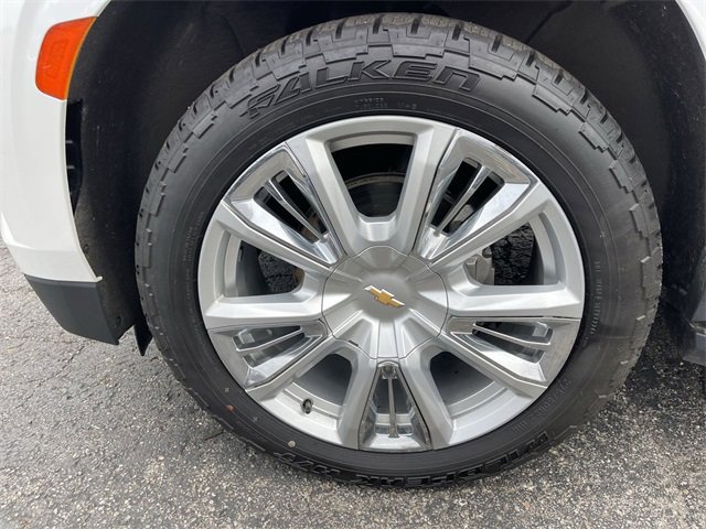 Used 2023 Chevrolet Suburban High Country w/ Max Trailering Package image 10