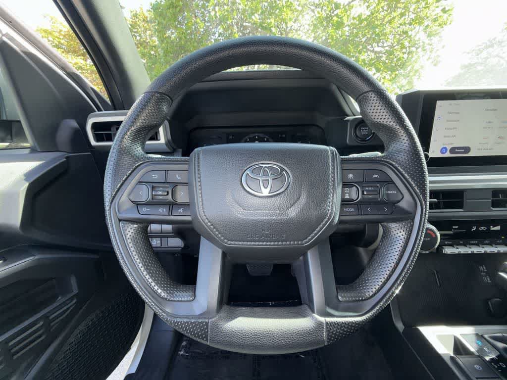 Used 2024 Toyota Tacoma SR5 AWD/4WD image 15