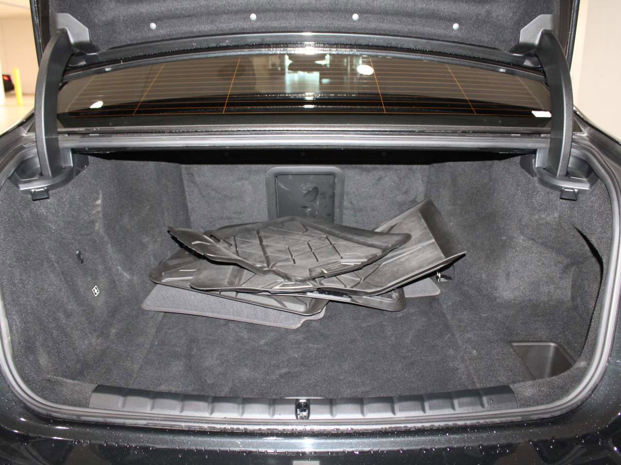 Certified 2024 BMW i7 eDrive50 w/ Executive Package RWD image 7