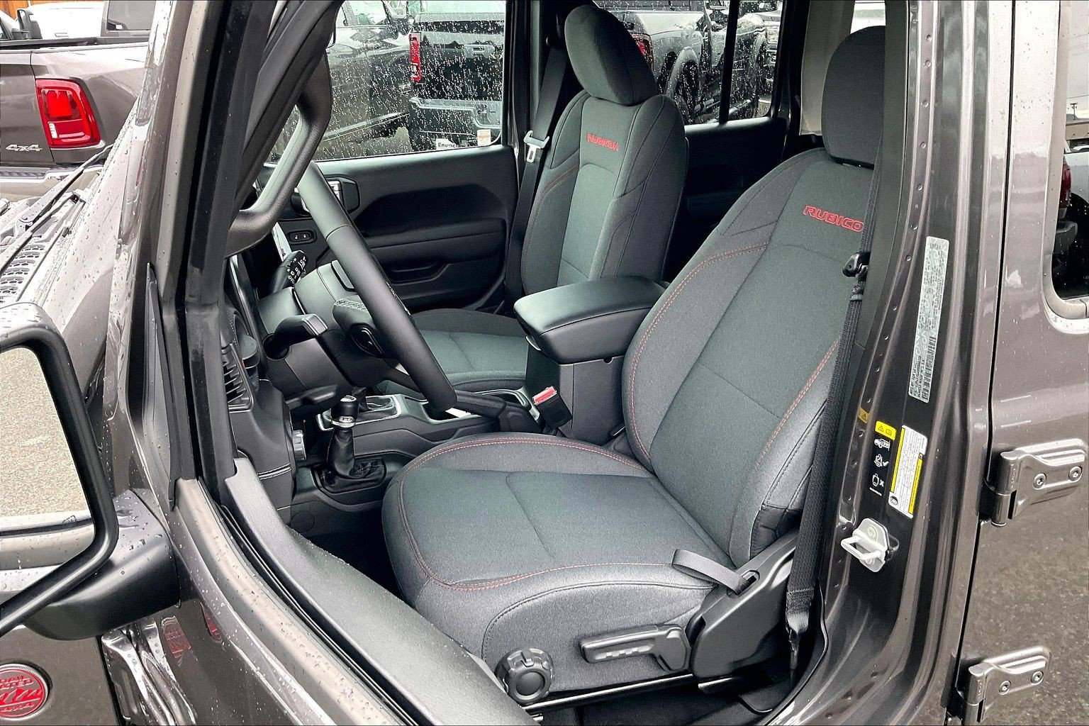 New 2025 Jeep Wrangler Unlimited Rubicon w/ Steel Bumper Group image 9