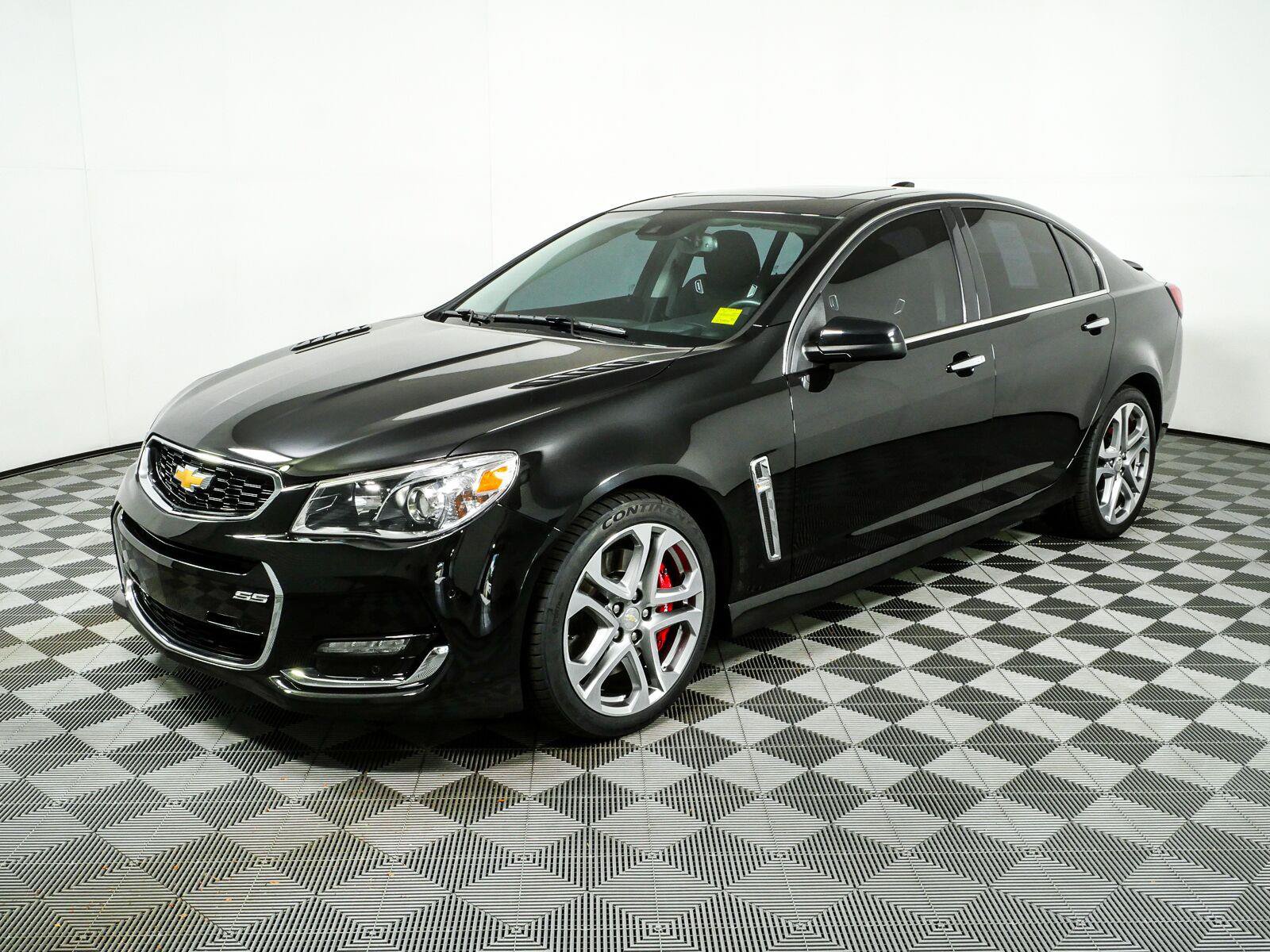 Used 2017 Chevrolet SS RWD image 26