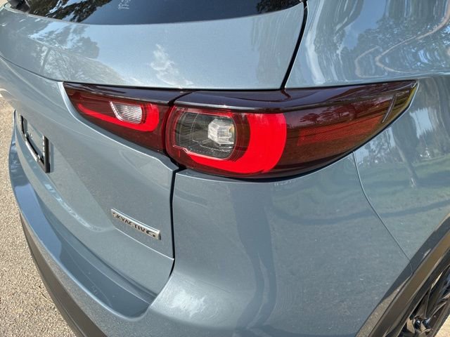 Used 2022 MAZDA CX-5 Carbon Edition image 15