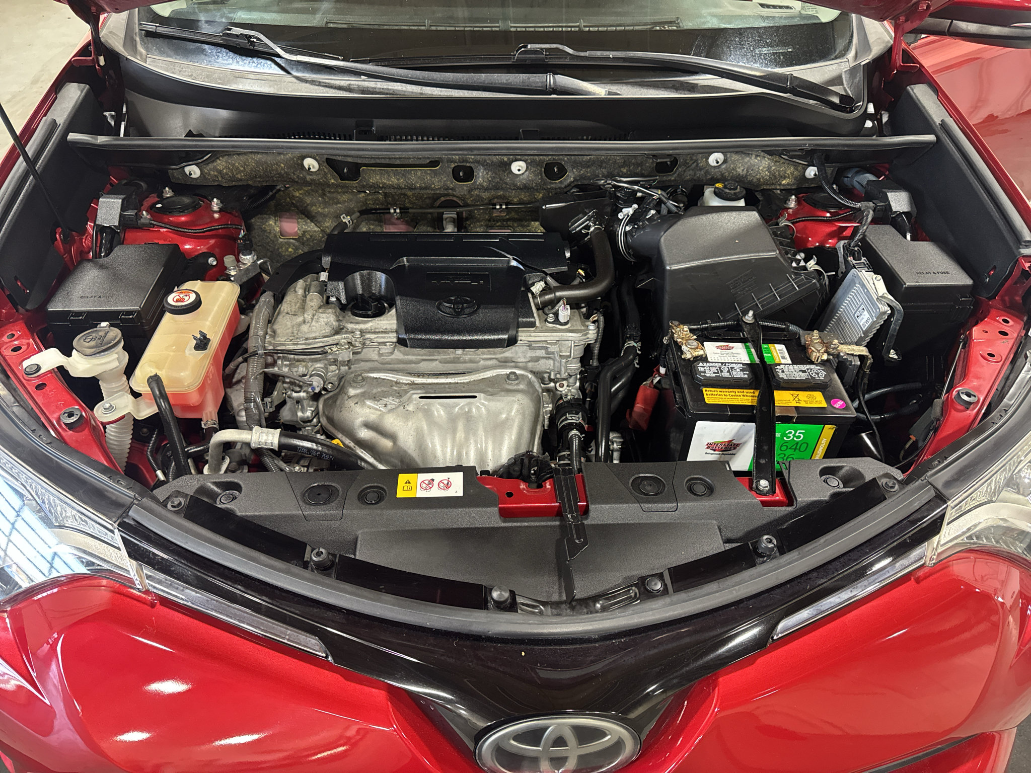 Used 2017 Toyota RAV4 XLE FWD image 33