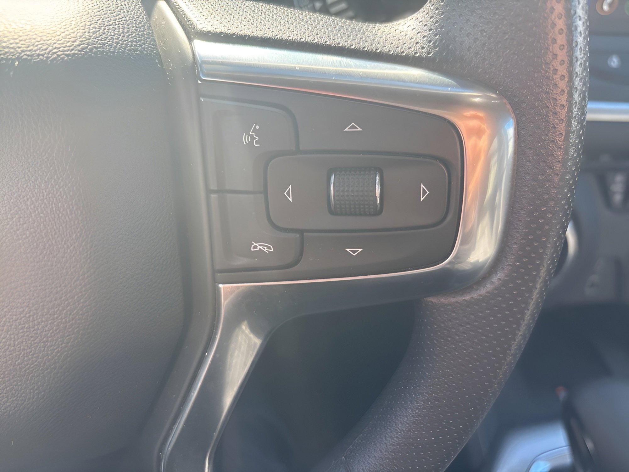 Used 2024 Chevrolet Blazer LT w/ Convenience Package image 18