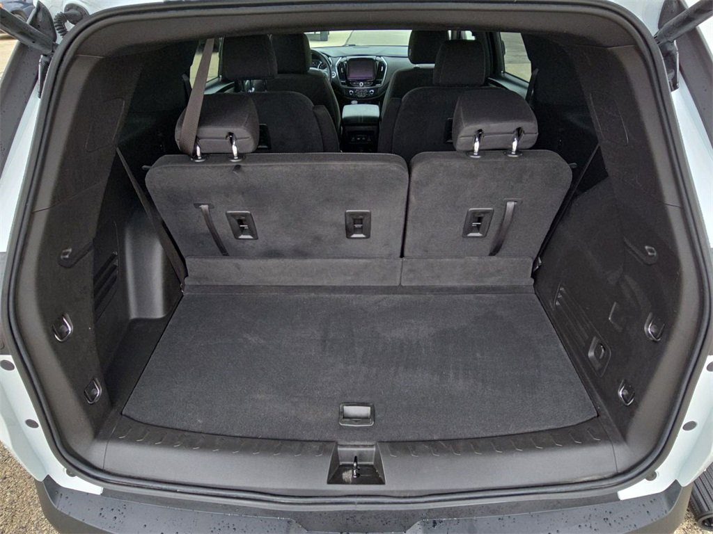 Used 2023 Chevrolet Traverse LT image 27