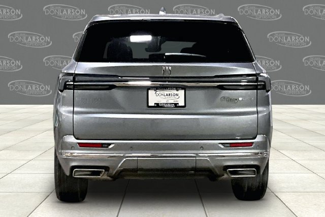 New 2027 Buick Enclave Avenir w/ LPO, Illumination Package FWD image 4