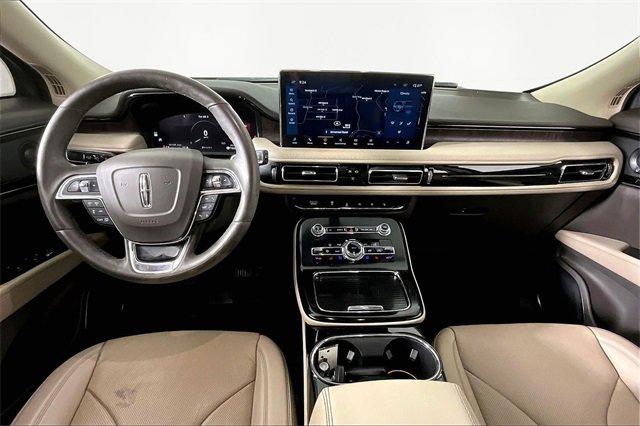 Used 2021 Lincoln Nautilus Reserve w/ Equipment Group 201A image 7