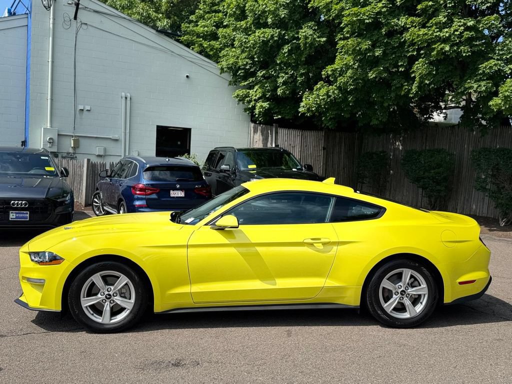 Used 2021 Ford Mustang Coupe RWD image 3