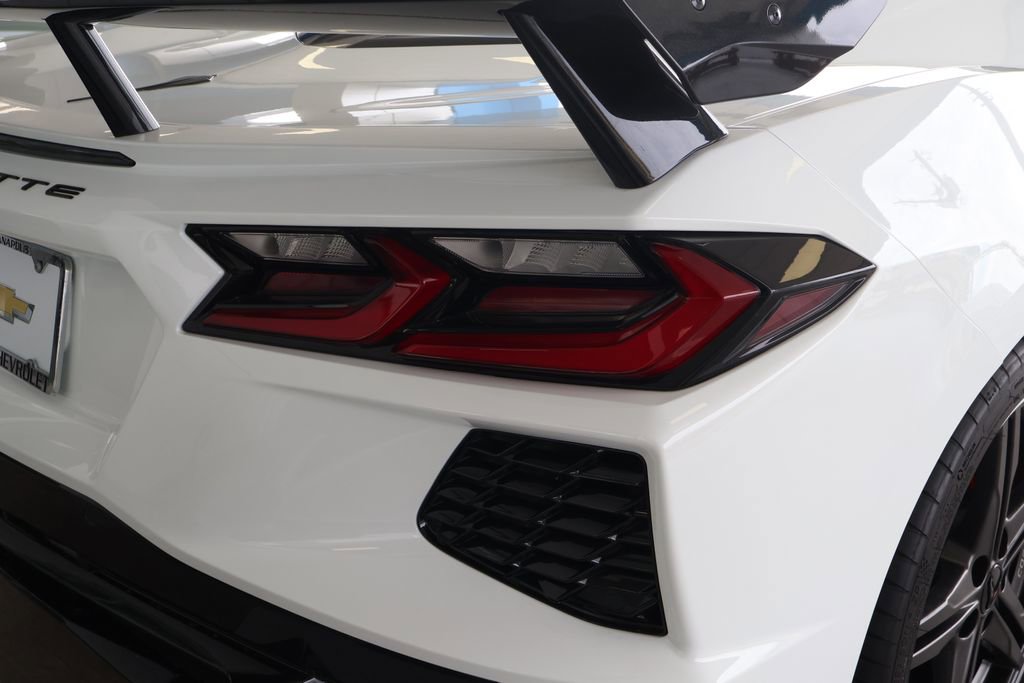 Used 2024 Chevrolet Corvette Stingray Preferred Cpe w/ 2LT image 10