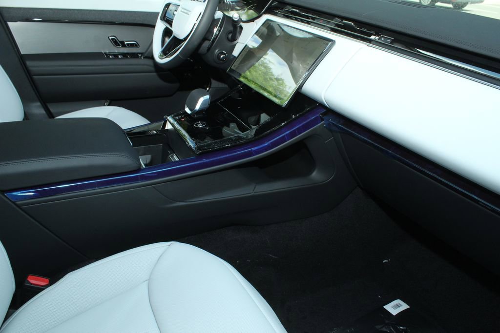 New 2026 Land Rover Range Rover Sport Dynamic SE image 21