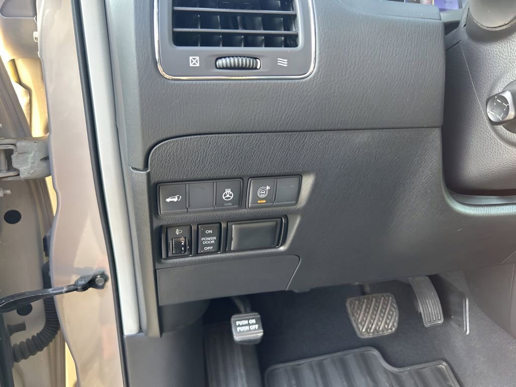 Used 2018 INFINITI QX80 4WD w/ Driver Assistance Package image 29