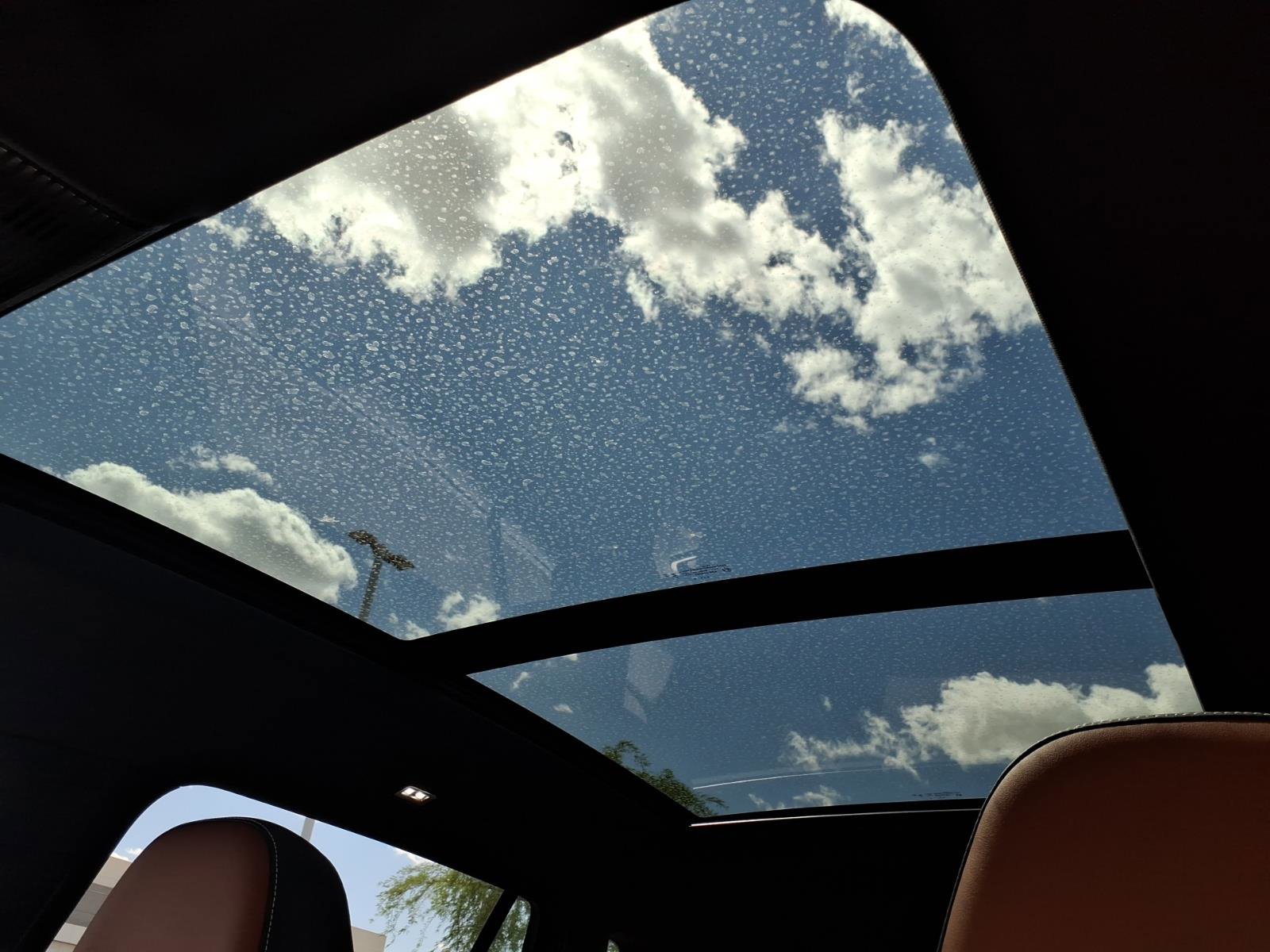 New 2026 Volkswagen Tiguan SEL R-Line image 9