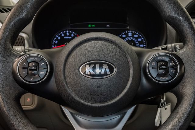 Used 2020 Kia Soul S FWD image 12