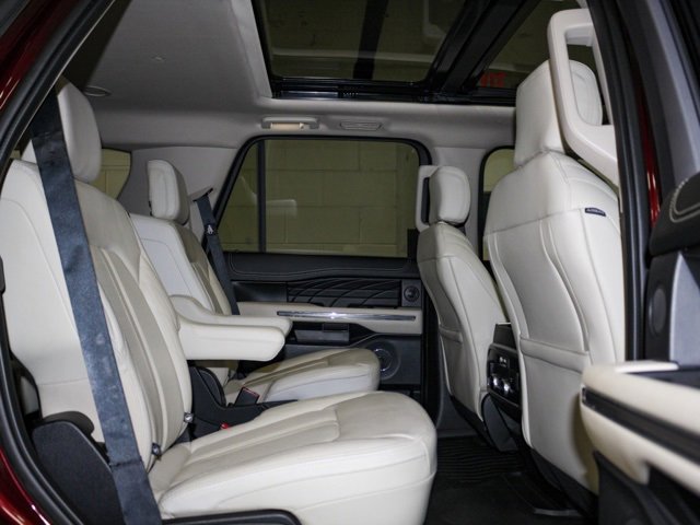 Used 2020 Ford Expedition Platinum image 7